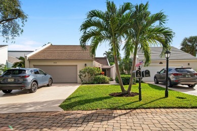 Beautiful home with spectacular views of the golf course at on Jonathans Landing Golf Club in Florida - for sale on GolfHomes.com, golf home, golf lot