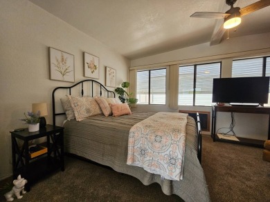 Beautifully updated 1BD 1BA home with an AZ room and office nook on Viewpoint Golf Resort in Arizona - for sale on GolfHomes.com, golf home, golf lot