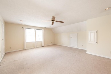 This 4bd 3.5ba home is designed for both comfortable daily on Woodside Plantation Country Club in South Carolina - for sale on GolfHomes.com, golf home, golf lot