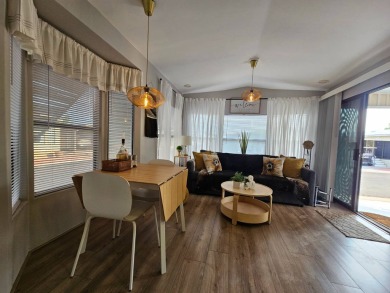 Beautifully updated 1BD 1BA home with an AZ room and office nook on Viewpoint Golf Resort in Arizona - for sale on GolfHomes.com, golf home, golf lot