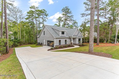 LUXURY LIVING IN PINEHURST #6 - WITH PCC MEMBERSHIP! Take on Pinehurst  No. 6 Golf Course in North Carolina - for sale on GolfHomes.com, golf home, golf lot