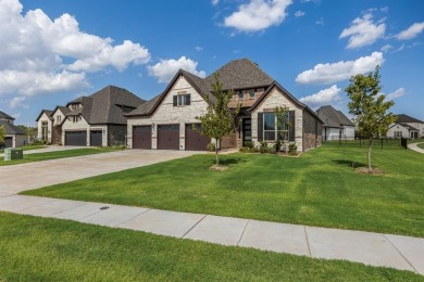 This sought-after single-story Altura Birch floorplan is now on Heath Golf and Yacht Club in Texas - for sale on GolfHomes.com, golf home, golf lot