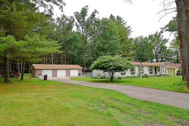 Welcome to your up north getaway in the highly desirable Artesia on Birch Pointe Golf Club in Michigan - for sale on GolfHomes.com, golf home, golf lot