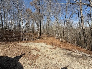 Wooded, .37-acre buildable lot on a quiet cul-de-sac / dead-end on Bella Vista - Metfield Golf Complex and Country Club in Arkansas - for sale on GolfHomes.com, golf home, golf lot