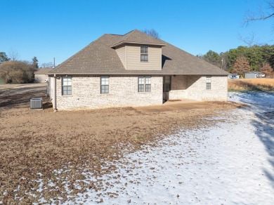 3 BR/3 BA with 3-car garage located across from the Carroll Lake on Carroll Lake Golf Club, Inc. in Tennessee - for sale on GolfHomes.com, golf home, golf lot