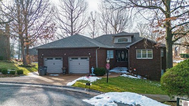 Exceptional 6-bedroom ranch with a fully finished walkout on Rolling Hills Country Club in Kentucky - for sale on GolfHomes.com, golf home, golf lot