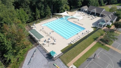 One-Level Living! Bright, open layout with newly refinished on Fords Colony Country Club in Virginia - for sale on GolfHomes.com, golf home, golf lot