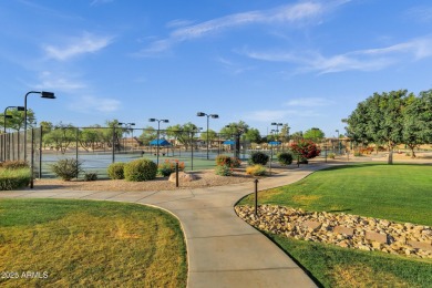 Refreshed 2-bedroom, 2-bathroom home with versatile den on Lone Tree Golf Club in Arizona - for sale on GolfHomes.com, golf home, golf lot