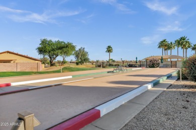 Refreshed 2-bedroom, 2-bathroom home with versatile den on Lone Tree Golf Club in Arizona - for sale on GolfHomes.com, golf home, golf lot