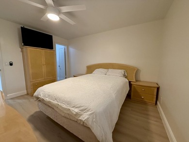 Updated 2BR/2BA condo located in the beautiful Kings Point Golf on Kings Point Golf -Flanders Way in Florida - for sale on GolfHomes.com, golf home, golf lot