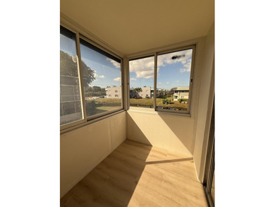 Updated 2BR/2BA condo located in the beautiful Kings Point Golf on Kings Point Golf -Flanders Way in Florida - for sale on GolfHomes.com, golf home, golf lot