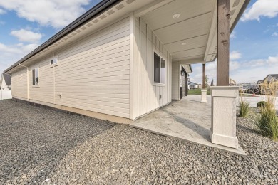 This unique split bedroom open floor plan offers living at its on Scotch Pines Golf Course in Idaho - for sale on GolfHomes.com, golf home, golf lot