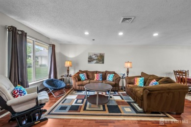 Public: Discover easy one-level living in this charming end unit on Clearbrook Golf Club in New Jersey - for sale on GolfHomes.com, golf home, golf lot
