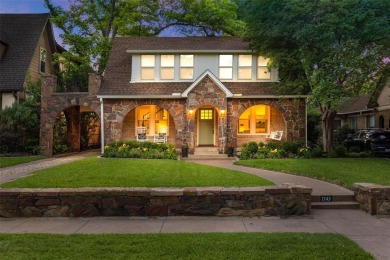 Welcome home to this classic Kessler bungalow, on a picturesque on Stevens Park Golf Course in Texas - for sale on GolfHomes.com, golf home, golf lot