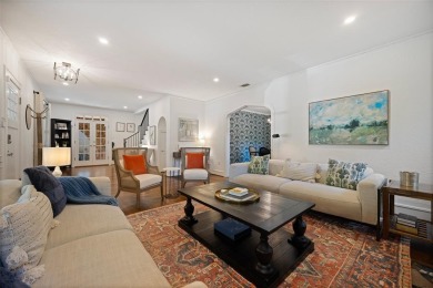 Welcome home to this classic Kessler bungalow, on a picturesque on Stevens Park Golf Course in Texas - for sale on GolfHomes.com, golf home, golf lot