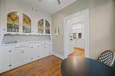 Welcome home to this classic Kessler bungalow, on a picturesque on Stevens Park Golf Course in Texas - for sale on GolfHomes.com, golf home, golf lot