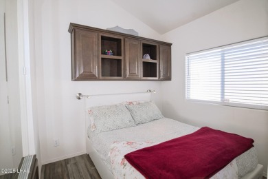 *Golf Cart Included with Acceptable Offer*
Charming 1-Bedroom on London Bridge Golf Course in Arizona - for sale on GolfHomes.com, golf home, golf lot
