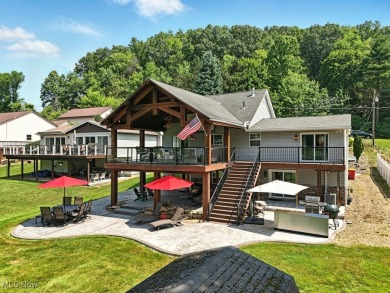 Welcome to your waterside retreat at Lake Mohawk! This on Lake Mohawk Golf Club in Ohio - for sale on GolfHomes.com, golf home, golf lot