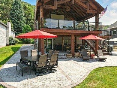 Welcome to your waterside retreat at Lake Mohawk! This on Lake Mohawk Golf Club in Ohio - for sale on GolfHomes.com, golf home, golf lot
