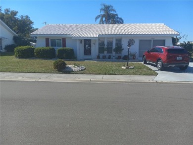 Adorable and affordable ! Very nicely updated home with granite on River Isles Golf Club in Florida - for sale on GolfHomes.com, golf home, golf lot