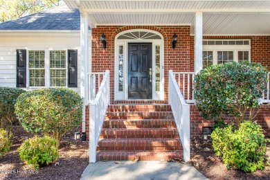 Gorgeous 3 bedroom 2.5 bath home, plus a large bonus room, and on Sound Golf Links at Albemarle Plantation in North Carolina - for sale on GolfHomes.com, golf home, golf lot
