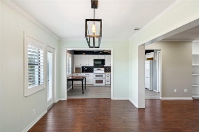 One or more photo(s) has been virtually staged. MOTIVATED on Falcon Watch Golf Club in Florida - for sale on GolfHomes.com, golf home, golf lot