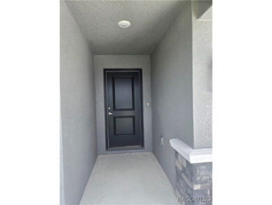 Handsome, inviting, and move-in ready, this 3-bedroom, 2-bath on Twisted Oaks Golf Club in Florida - for sale on GolfHomes.com, golf home, golf lot