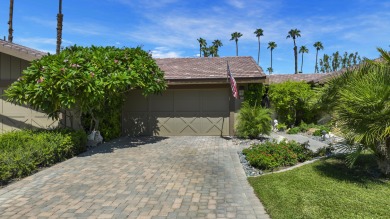 Stunningly remodeled 2BD + den, 3.5BA Laramie model in The Lakes on The Lakes Country Club in California - for sale on GolfHomes.com, golf home, golf lot