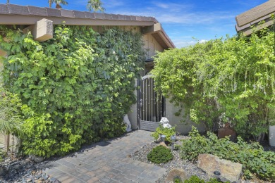 Stunningly remodeled 2BD + den, 3.5BA Laramie model in The Lakes on The Lakes Country Club in California - for sale on GolfHomes.com, golf home, golf lot