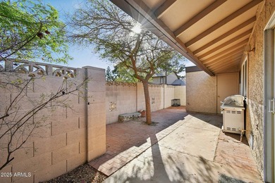 Welcome to this charming 2-bedroom, 2-bathroom townhome located on Bellaire Golf Club in Arizona - for sale on GolfHomes.com, golf home, golf lot