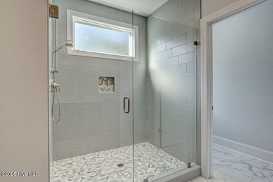 This beautiful 3BR/3.5BA custom built home by Greenwatch on Lockwood Folly Country Club in North Carolina - for sale on GolfHomes.com, golf home, golf lot