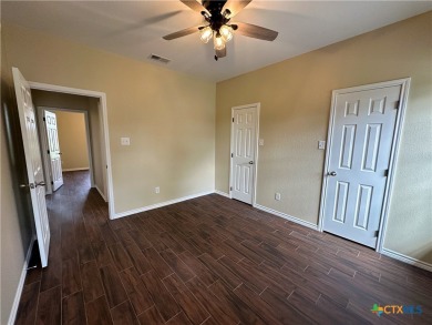 Beautiful custom 4BD/2BA home located just a golf cart ride away on Gatesville Country Club in Texas - for sale on GolfHomes.com, golf home, golf lot
