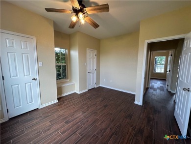 Beautiful custom 4BD/2BA home located just a golf cart ride away on Gatesville Country Club in Texas - for sale on GolfHomes.com, golf home, golf lot