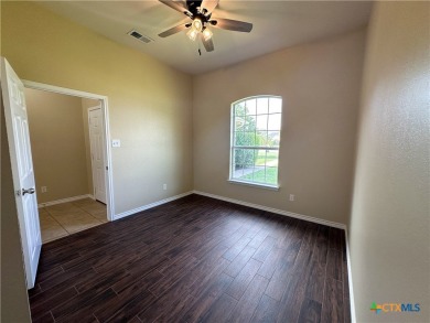 Beautiful custom 4BD/2BA home located just a golf cart ride away on Gatesville Country Club in Texas - for sale on GolfHomes.com, golf home, golf lot
