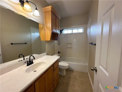 Beautiful custom 4BD/2BA home located just a golf cart ride away on Gatesville Country Club in Texas - for sale on GolfHomes.com, golf home, golf lot