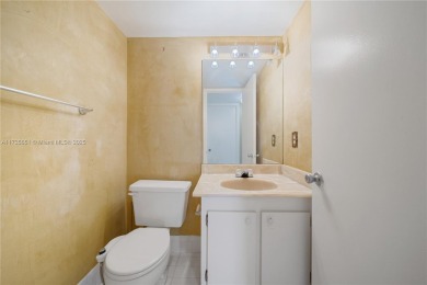 PRICE DROP!!!Beautiful apartment 2 Bedrooms 2 Bathrooms Condo on on Flamingo Lakes Country Club in Florida - for sale on GolfHomes.com, golf home, golf lot