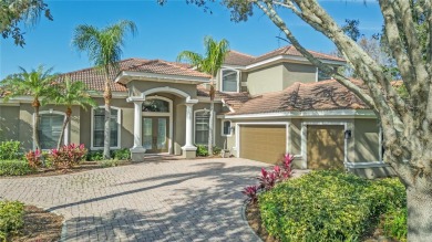 Under contract-accepting backup offers. Don't miss your chance on Fox Hollow Golf Club in Florida - for sale on GolfHomes.com, golf home, golf lot