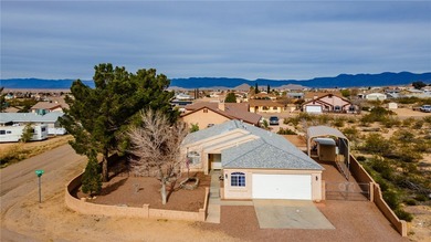 BEAUTIFUL WELL KEPT HOME WITH AN ARIZONA ROOM IN THE BACK!!! on Valle Vista Golf Course in Arizona - for sale on GolfHomes.com, golf home, golf lot