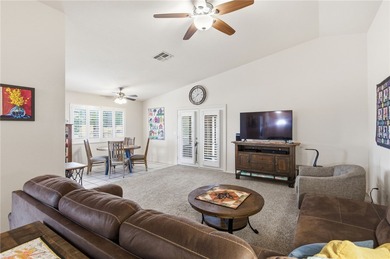 BEAUTIFUL WELL KEPT HOME WITH AN ARIZONA ROOM IN THE BACK!!! on Valle Vista Golf Course in Arizona - for sale on GolfHomes.com, golf home, golf lot