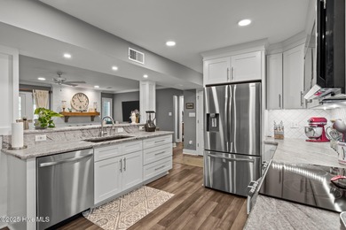 Turnkey 3BR/2BA Condo in Pinehurst - Charter Golf Membership on Pinehurst Resort and Country Club in North Carolina - for sale on GolfHomes.com, golf home, golf lot