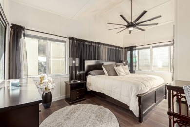 This beautifully updated park model home offers the perfect on Viewpoint Golf Resort in Arizona - for sale on GolfHomes.com, golf home, golf lot