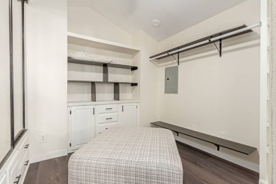 This beautifully updated park model home offers the perfect on Viewpoint Golf Resort in Arizona - for sale on GolfHomes.com, golf home, golf lot