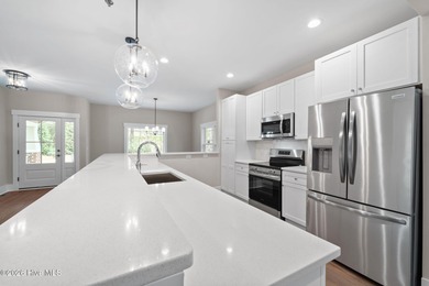 Experience resort-style living in Pinehurst in this on Pinehurst  No. 6 Golf Course in North Carolina - for sale on GolfHomes.com, golf home, golf lot