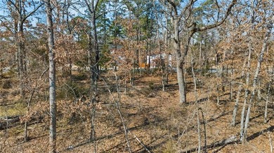 Prime corner lot in beautiful Bella Vista! This property offers on Bella Vista - Metfield Golf Complex and Country Club in Arkansas - for sale on GolfHomes.com, golf home, golf lot