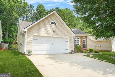 Welcome to this delightful 3-bedroom, 2-bath ranch home, that on Summergrove Golf Club in Georgia - for sale on GolfHomes.com, golf home, golf lot