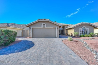 Sharp&immaculate St. Andrews home,close to Vistas Rec Center& on Westbrook Village / Vista Golf Course in Arizona - for sale on GolfHomes.com, golf home, golf lot