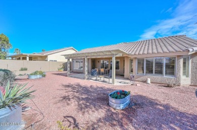 Sharp&immaculate St. Andrews home,close to Vistas Rec Center& on Westbrook Village / Vista Golf Course in Arizona - for sale on GolfHomes.com, golf home, golf lot