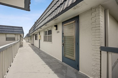 Enjoy comfort and convenience in this well-maintained 1 bed, 1 on Kings Point Golf - Executive in Florida - for sale on GolfHomes.com, golf home, golf lot