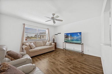 Enjoy comfort and convenience in this well-maintained 1 bed, 1 on Kings Point Golf - Executive in Florida - for sale on GolfHomes.com, golf home, golf lot