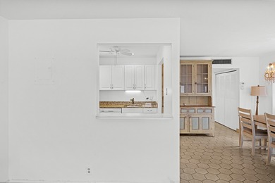 Enjoy comfort and convenience in this well-maintained 1 bed, 1 on Kings Point Golf - Executive in Florida - for sale on GolfHomes.com, golf home, golf lot